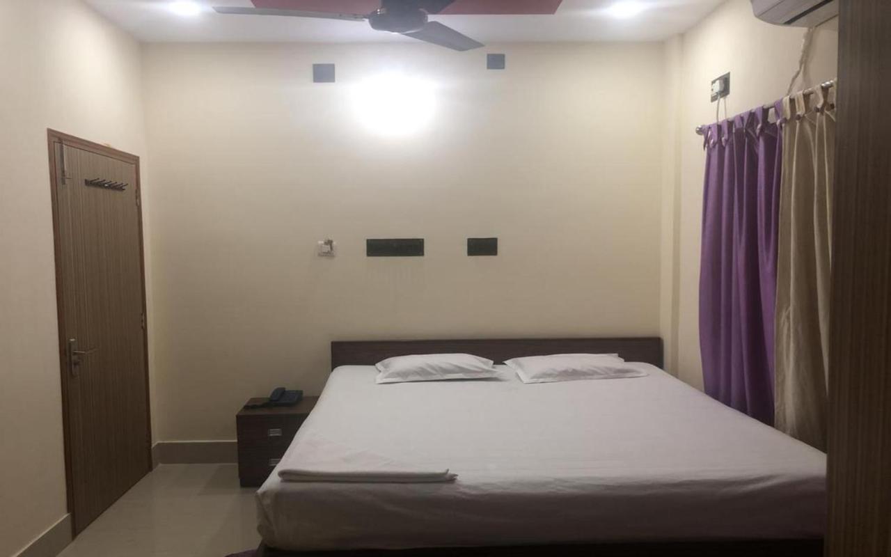 Staymaker Hotel Sannidhyo Shanti Niketan Exterior photo